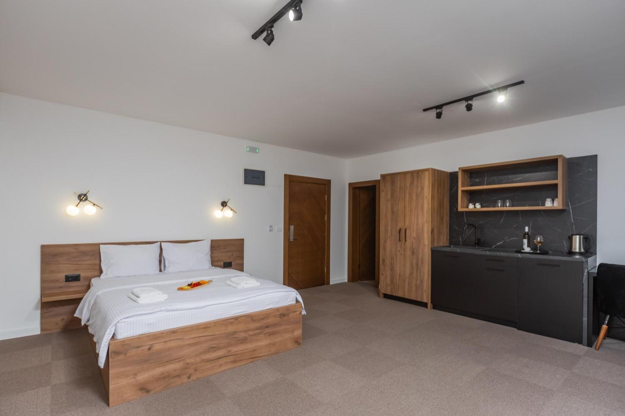 Apart & Spa Beganovic Dobra Voda Luaran gambar