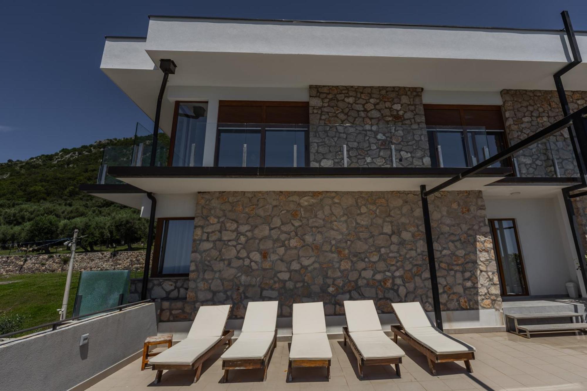 Apart & Spa Beganovic Dobra Voda Luaran gambar