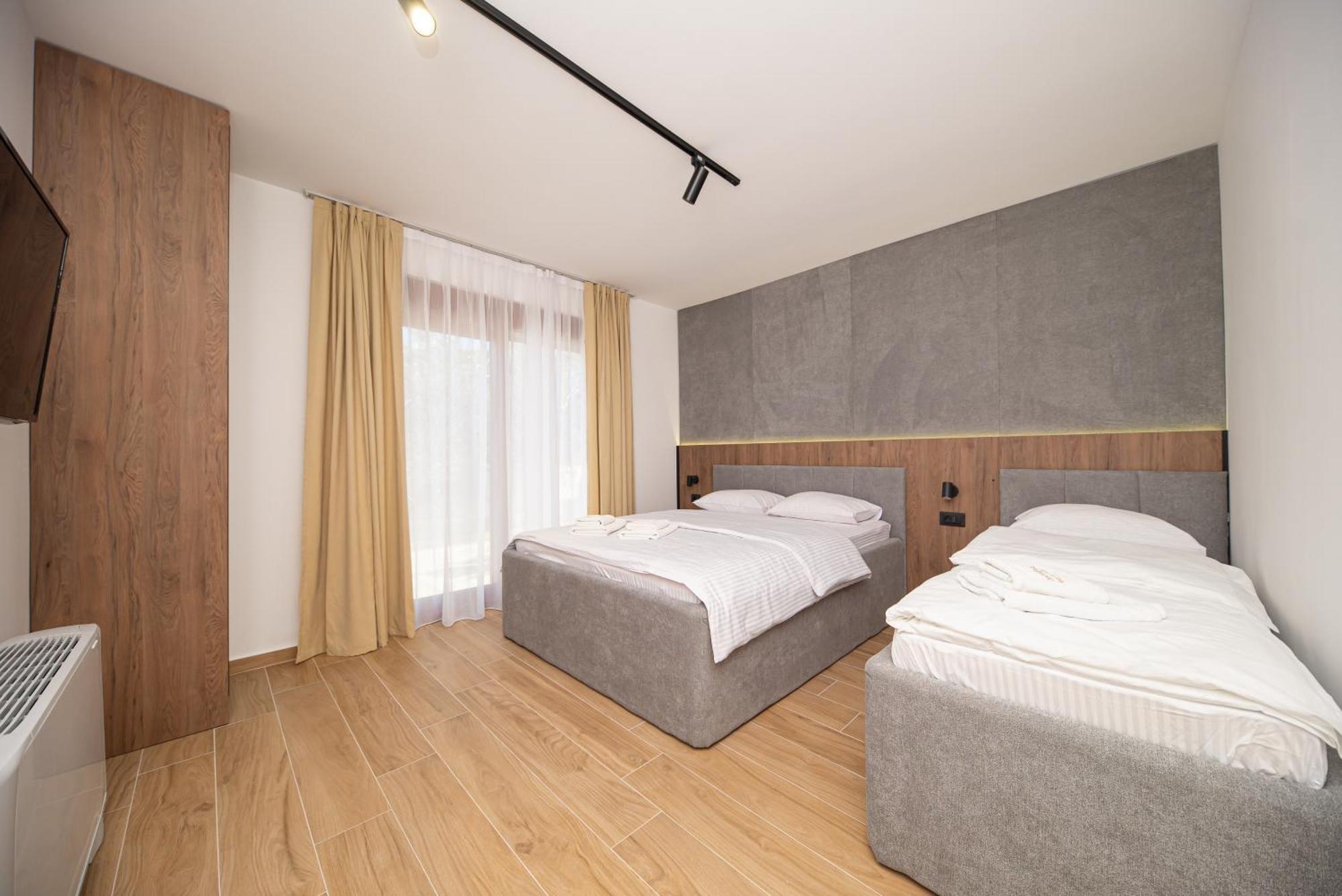 Apart & Spa Beganovic Dobra Voda Luaran gambar