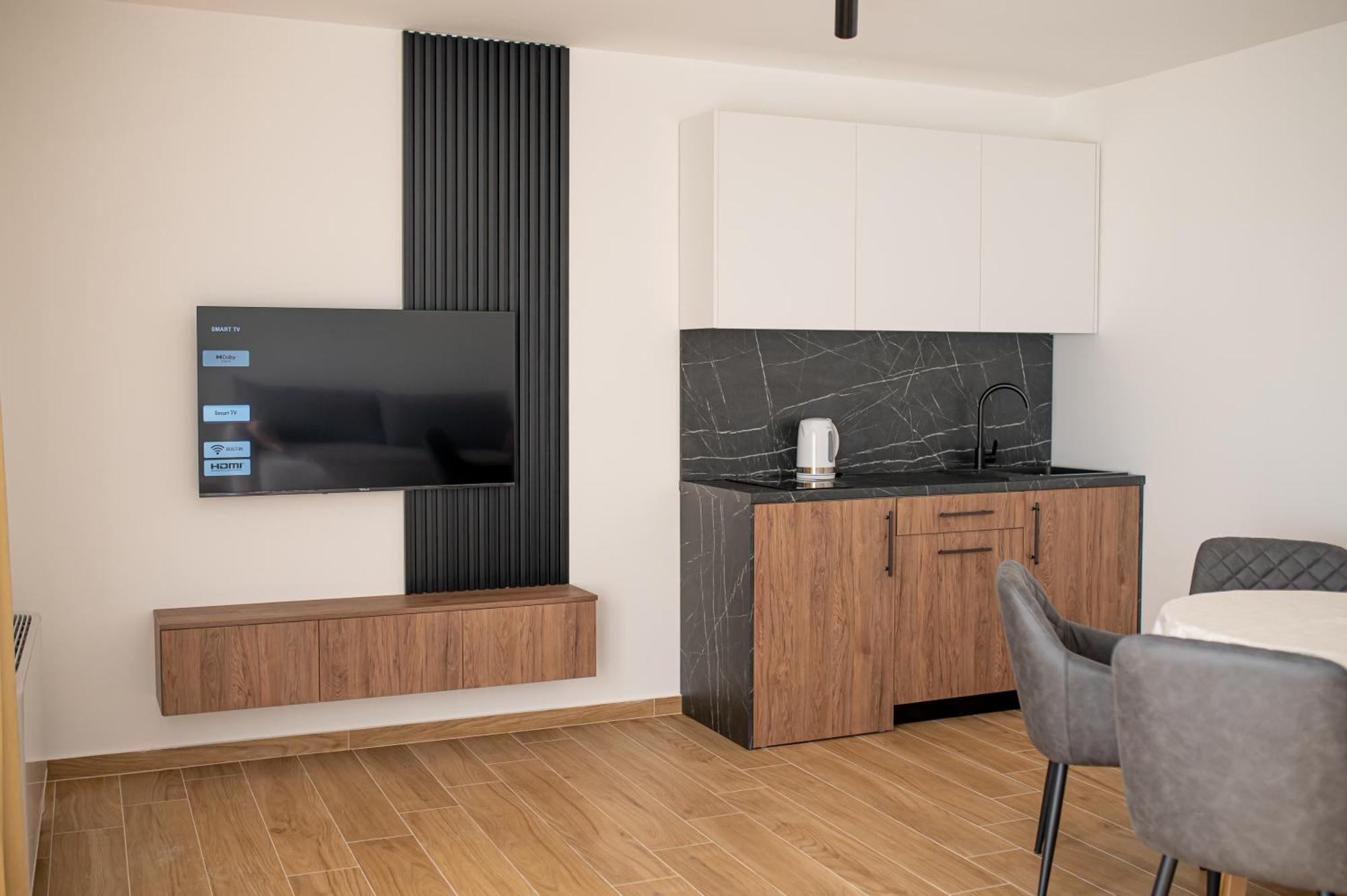 Apart & Spa Beganovic Dobra Voda Luaran gambar